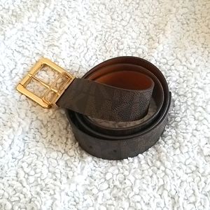 4/$50 - Michael Kors Reversible Belt